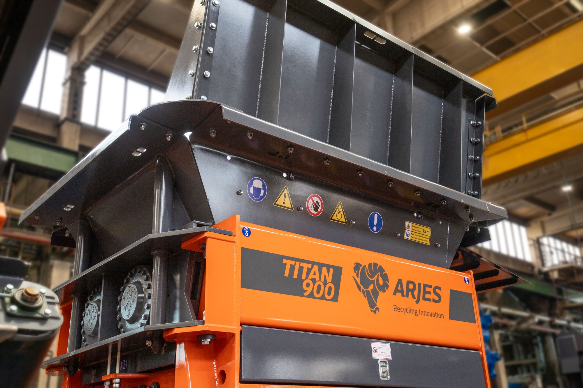 TITAN 900 e-pu /d-pu