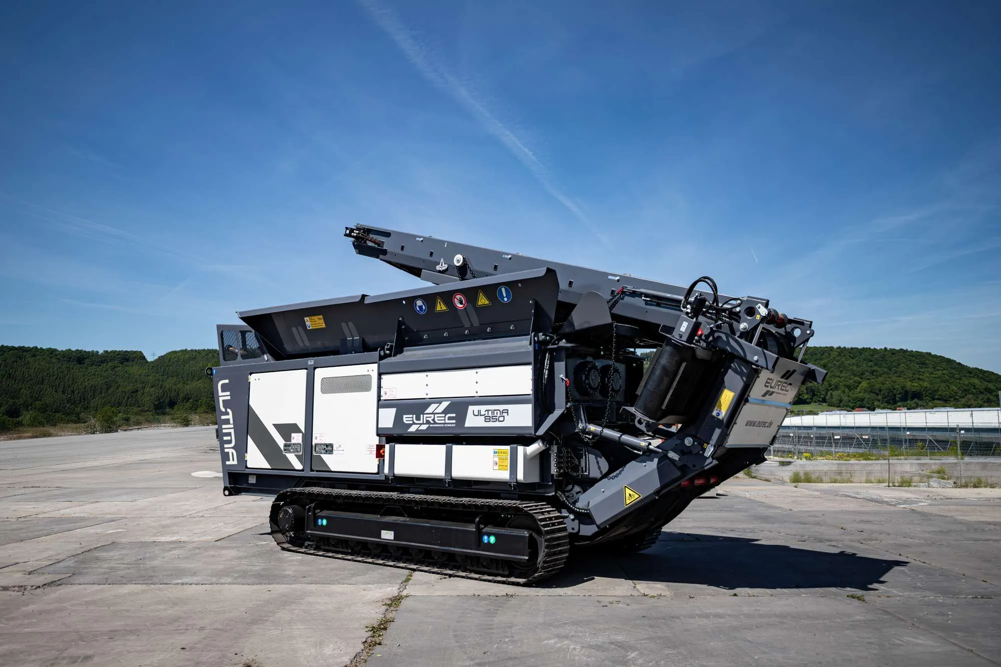 Ultima 850