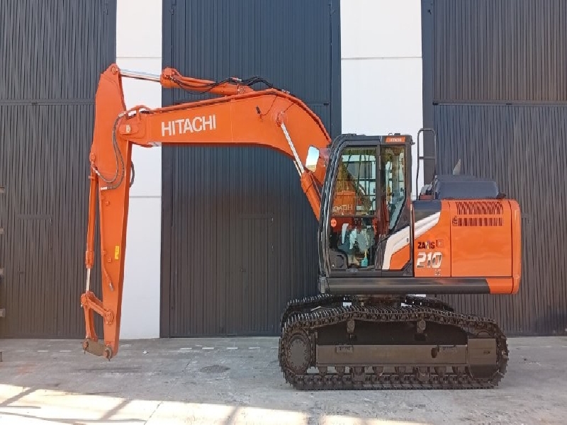 HITACHI ZX210LC-7